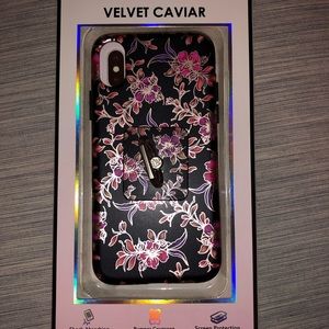Velvet Caviar Midnight Floral Case & Grip